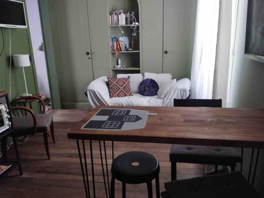 Apartment Cosy Nest In Montmartre *