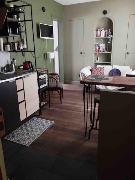 Cosy Nest In Montmartre * Paris